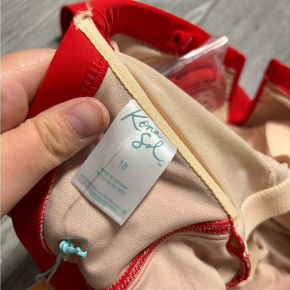 Kona Sol V Neck One Piece Bathing Suit - Picture 4 of 4